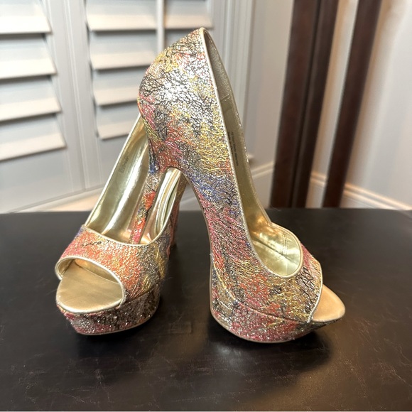 👠Carlos Santana Multicolored Gold Glitter Stilettos Sz 7M - Picture 1 of 13